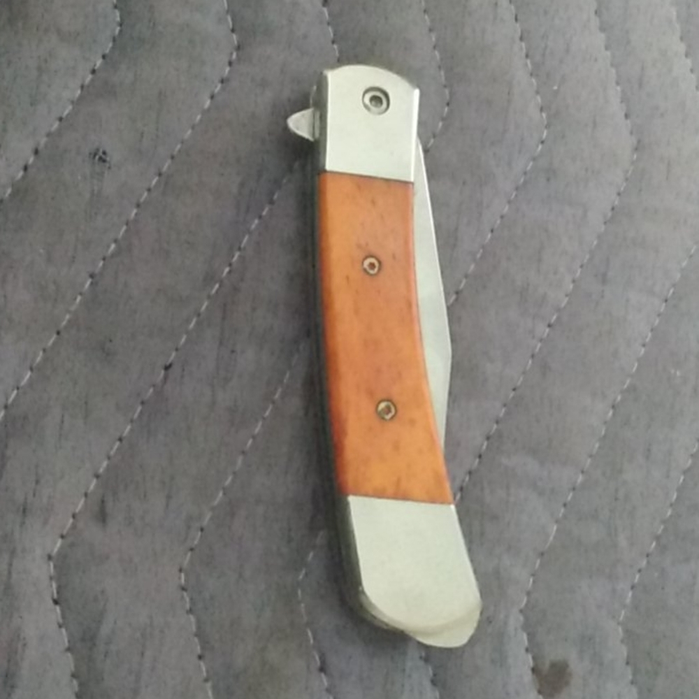 Knife - Picture 2 of 4